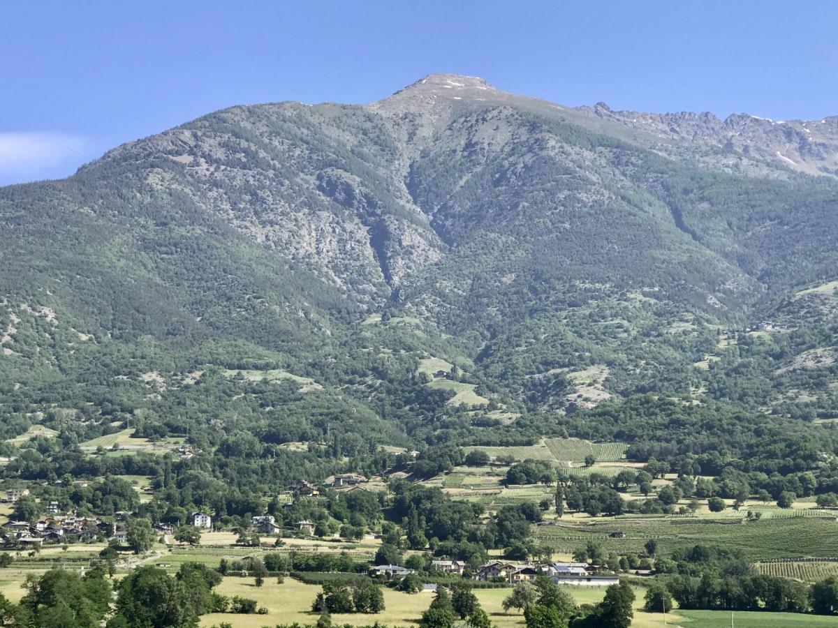 Hotel Express Aosta East Pollein Екстериор снимка
