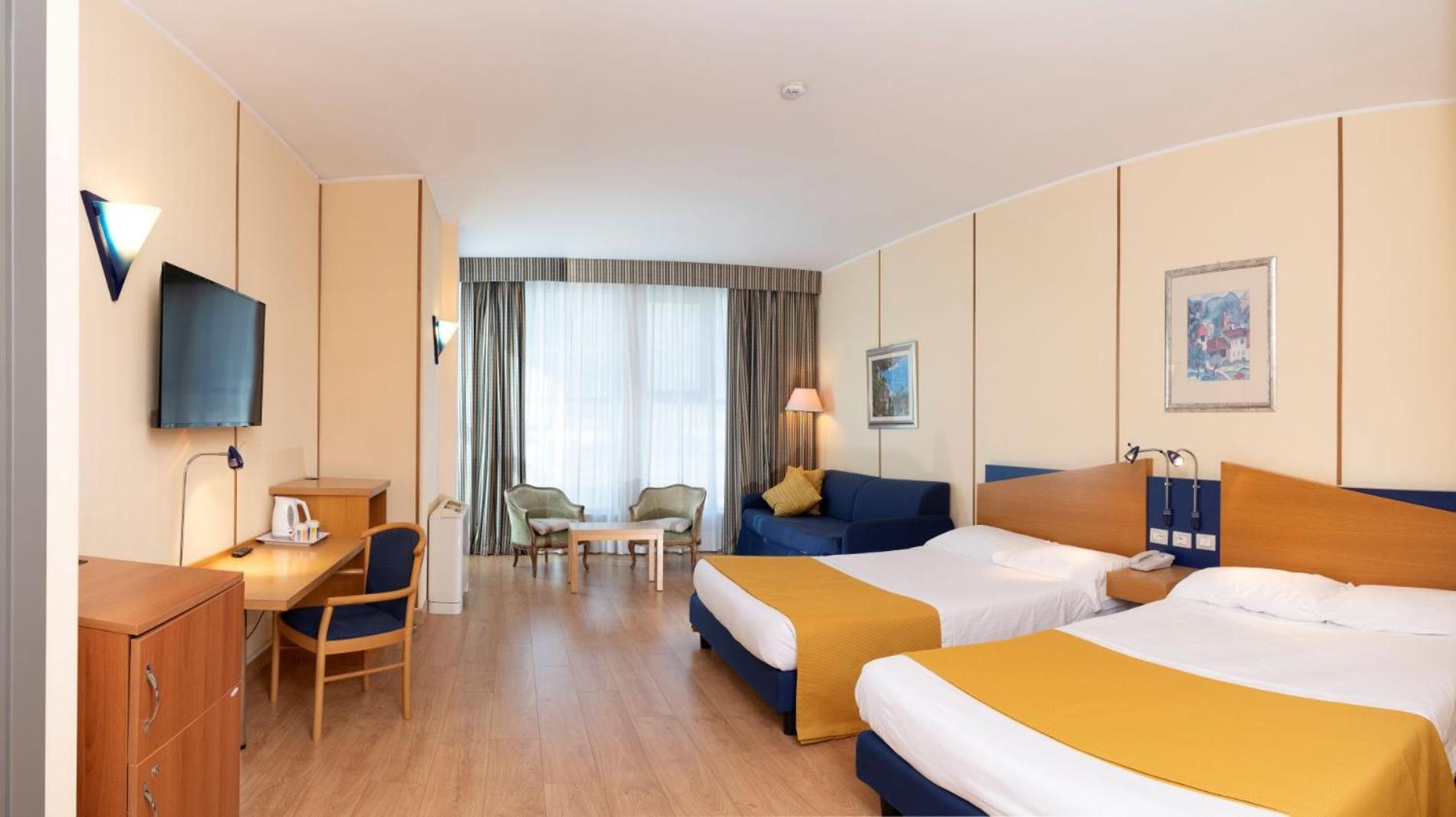Hotel Express Aosta East Pollein Екстериор снимка