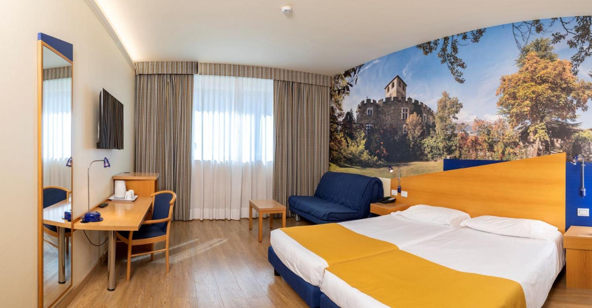 Hotel Express Aosta East Pollein Екстериор снимка