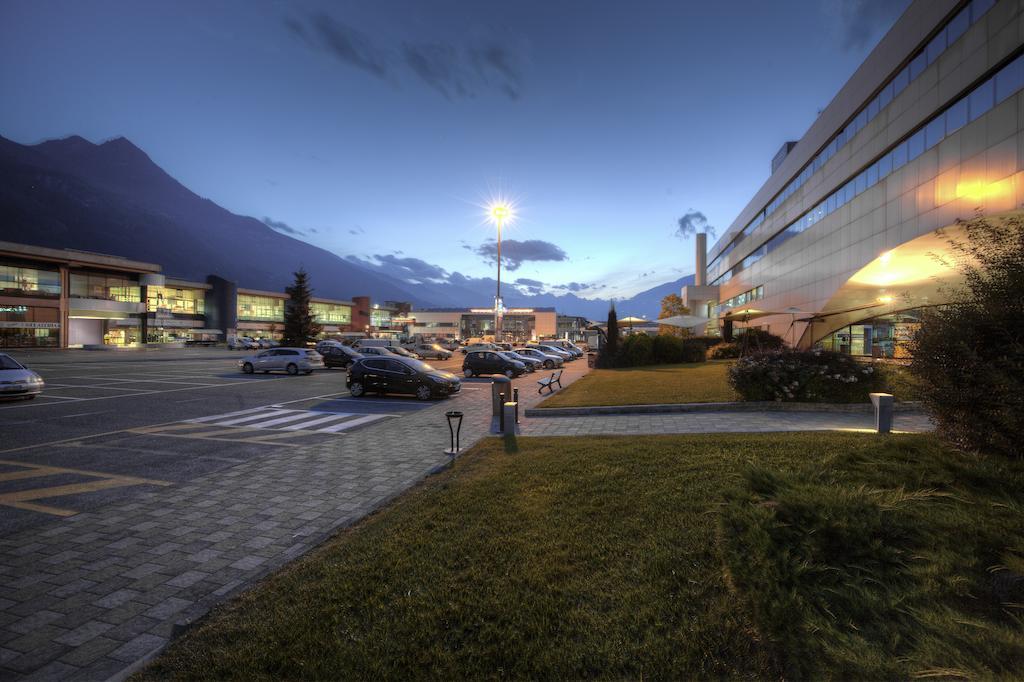 Hotel Express Aosta East Pollein Екстериор снимка