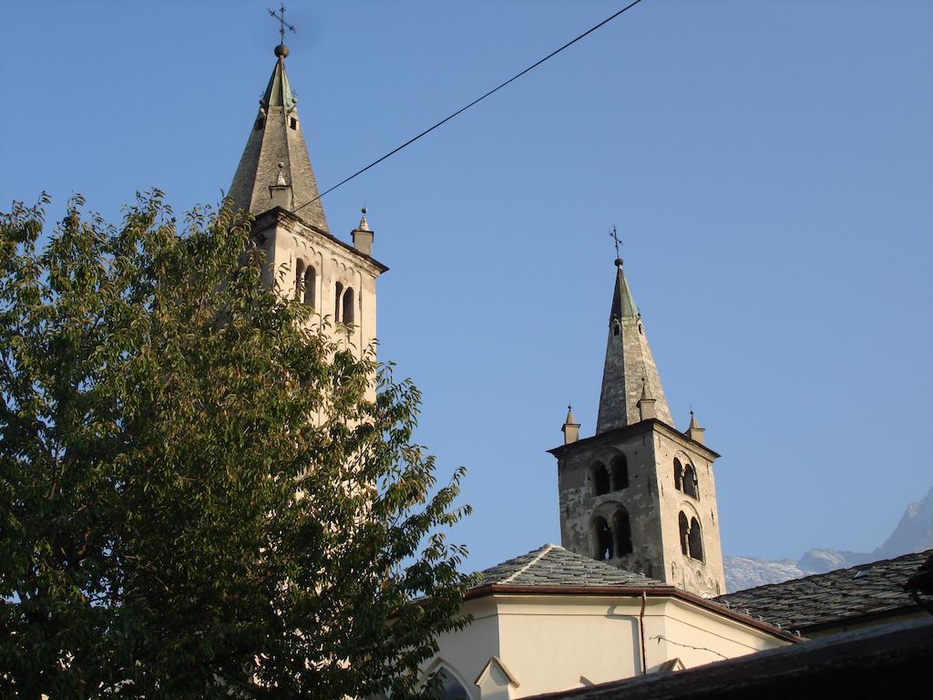 Hotel Express Aosta East Pollein Екстериор снимка